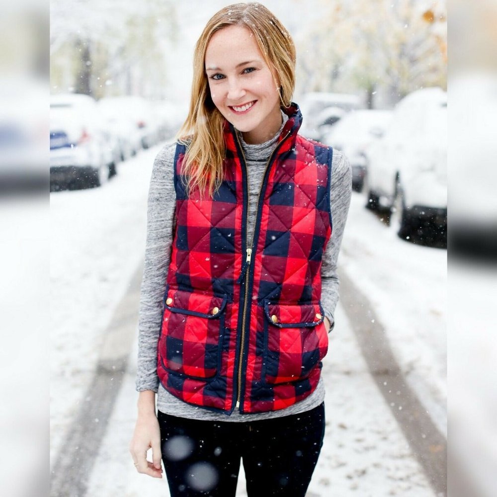 J Crew Buffalo Check Plaid Puffer Down Vest Red Blue Casual NWOT Womens Small